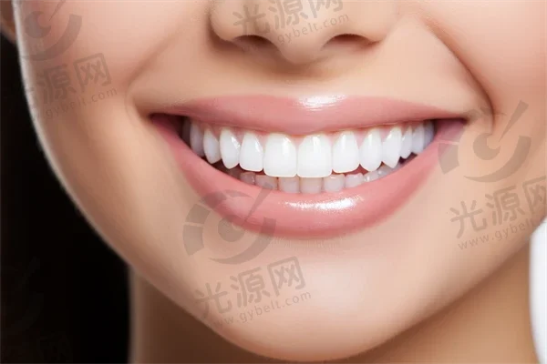 牙齿矫正方案与收费