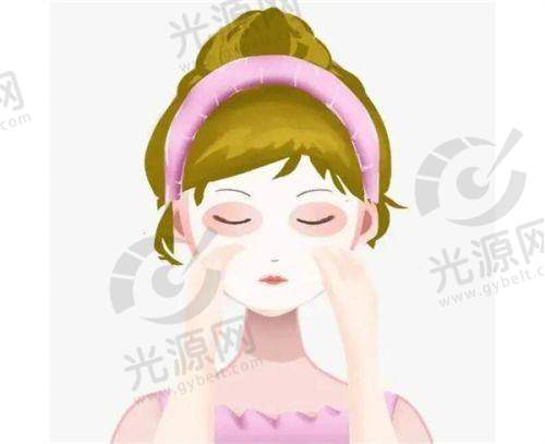 二、双眼皮与隆胸手术的技术优势及医生水平