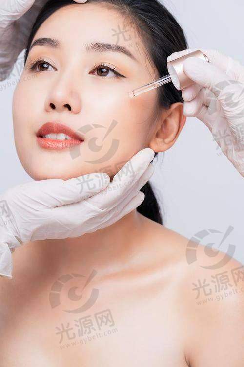 二、武汉壹加医疗美容医院割双眼皮的技术优势