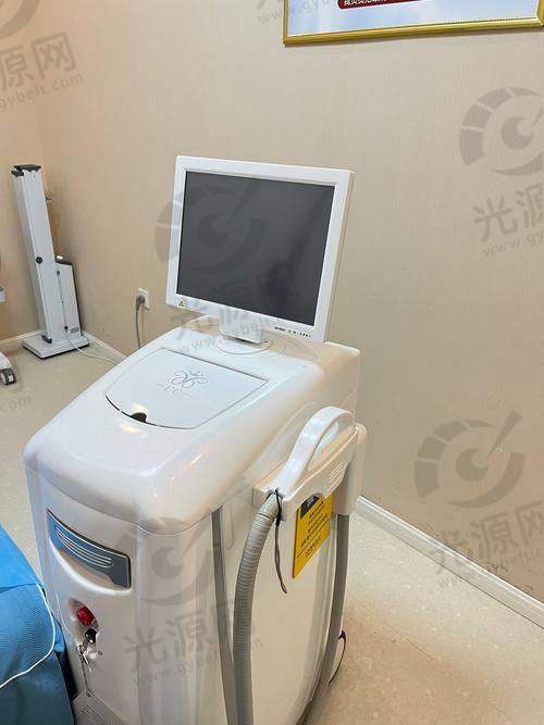 光子嫩肤后脸绷紧变黑的现象解读